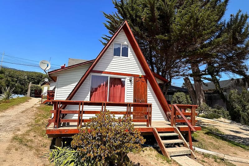 Las cabañas del lugar cuentan con capacidad para hasta cuatro personas. Créditos: Caja La Araucana.