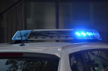 Insólito: Policía recomienda dejar las llaves de autos en la entrada de la casa para evitar robos violentos