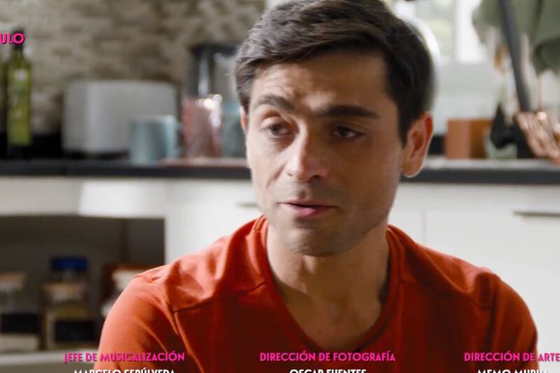 planea escapar con su hijo. (Créditos: Mega).