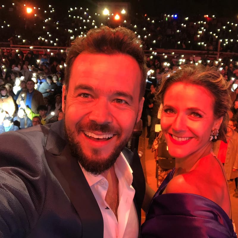 Fue uno de los últimos rostros en anunciar su salida de La Red. En la foto junto a Julia Vial / Instagram
