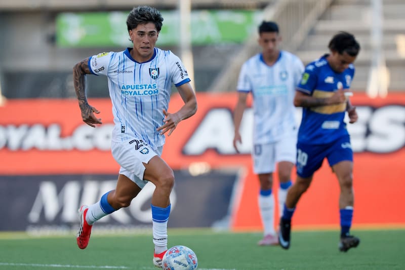 Cerca de Independiente. Foto: Agencia Aton.