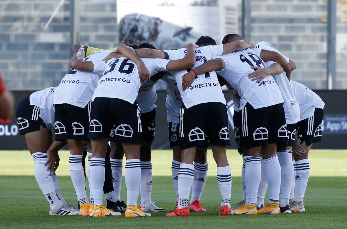 La formación que probó Gustavo Quinteros en Colo Colo para enfrentar a Ñublense en Chillán