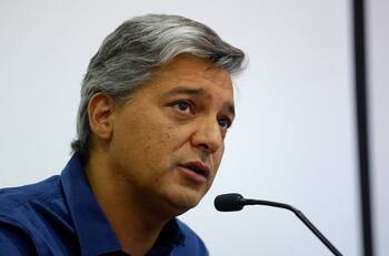 Sebastián Moreno: "En caso de mantenerse la cuarentena, habrán permisos normativos para entrenar"