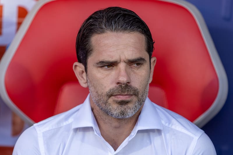 el entrenador deberá definir el equipo titular de Universidad de Chile. Foto: Felipe Escobedo/En Cancha