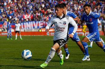 Sin opciones para salir de Colo Colo: se cae interés de club extranjero por Cristián Zavala