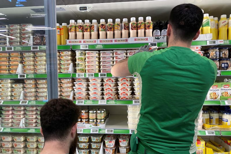 Algunas empresas pagan incluso sobre los $600.000 al mes para trabajar como reponedores externos en distintos supermercados a lo largo del país.