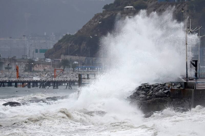 Marejadas, mucha lluvia y tormentas eléctricas marcarán las próximas jornadas en la costa.