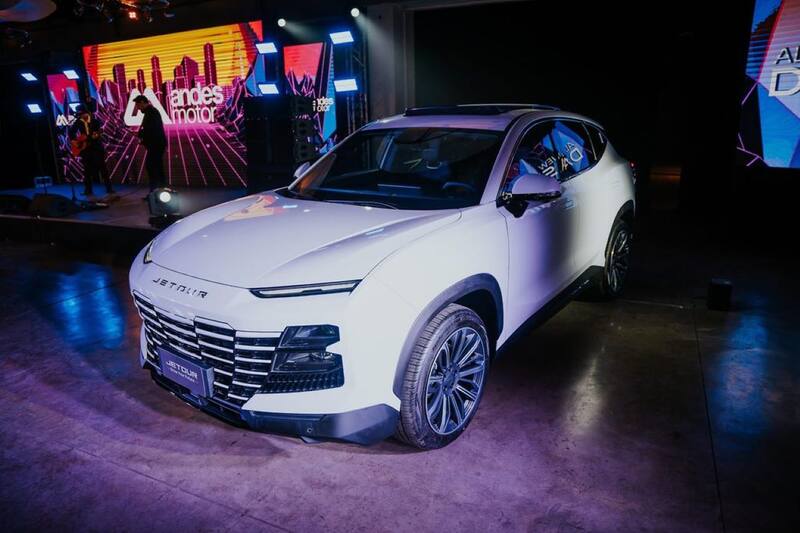 Con este modelo se relanzó la marca Jetour en Chile, ahora representada por Andes Motor