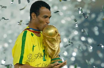 Cafú culpa a la Premier League por el bajón del fútbol brasileño: “Les lavan el cerebro”