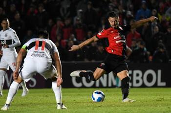 VIDEO| ¿Viene a la U? Los dos goles de Federico Lértora para darle el triunfo a Colón en Copa Libertadores