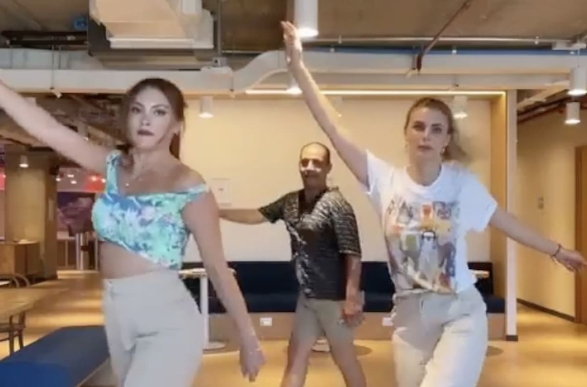 "¡Oh my gosh!": Black Eyed Peas repostea video de coreografía bailada por Josefina Montané y Karen Bejarano