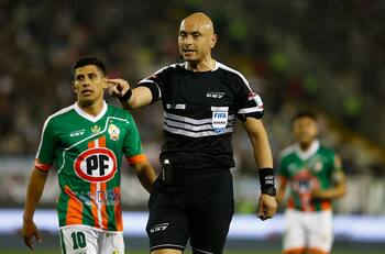 Informe arbitral denunció ataques de hinchada contra portero de Cobresal