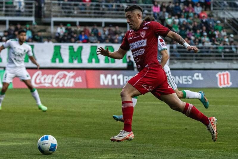 Iván Rozas es una de las figuras del León de Atacama durante este 2025. Foto: Instagram @ivanrozas10