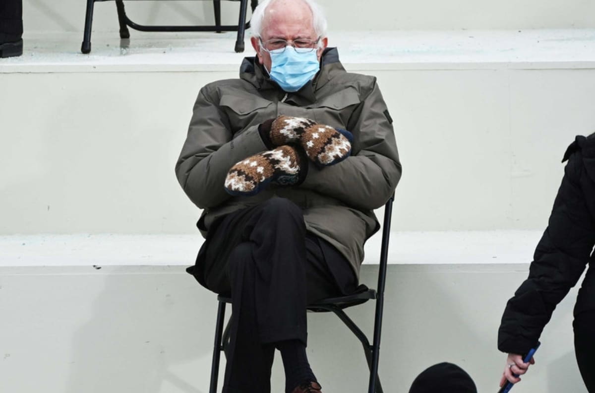 Arnold Schwarzenegger, Jamie Lee Curtis y Janet Jackson se suman al meme de Bernie Sanders con mitones