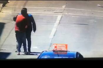 VIDEO | Homicidio frustrado en Valparaíso: detienen a sujeto por apuñalar a víctima en vía pública