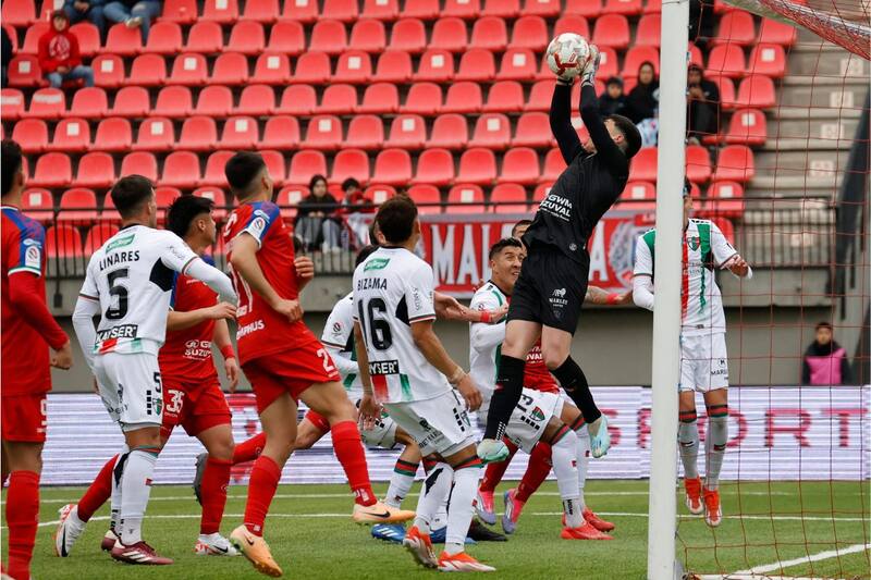 El arquero Jorge Peña llegó a la titularidad en la fecha 20 y, desde entonces, los Cementeros no han perdido. Foto: Agencia Aton.
