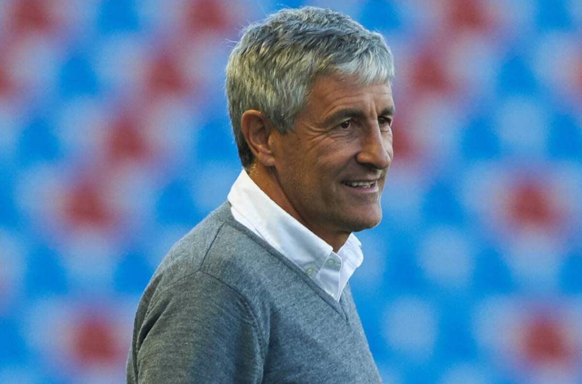 Quique Setién correría con ventaja para ser el nuevo técnico del Barcelona