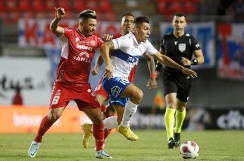 Furia en Chillán: análisis a los cobros más cuestionados de Fernando Véjar en el partido de la UC sobre Ñublense