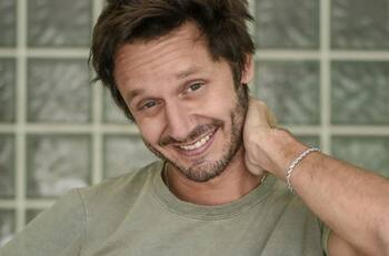 “Feliz con el proceso de entrenamiento”: Benjamín Vicuña mostró su preparación al estilo “Rocky” para el Ironman de Argentina