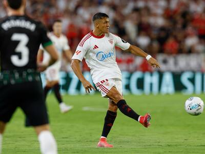 TV española alucinó con el gigantesco taco de Alexis Sánchez para empate del Sevilla