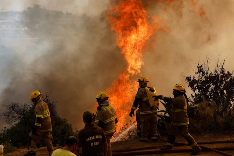 Los incendios forestales obligaron a la suspensión del partido entre Everton y Universidad de Chile.