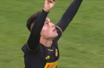 El golazo de Lautaro Martínez ante Slavia Praga fue elegido el mejor de la semana