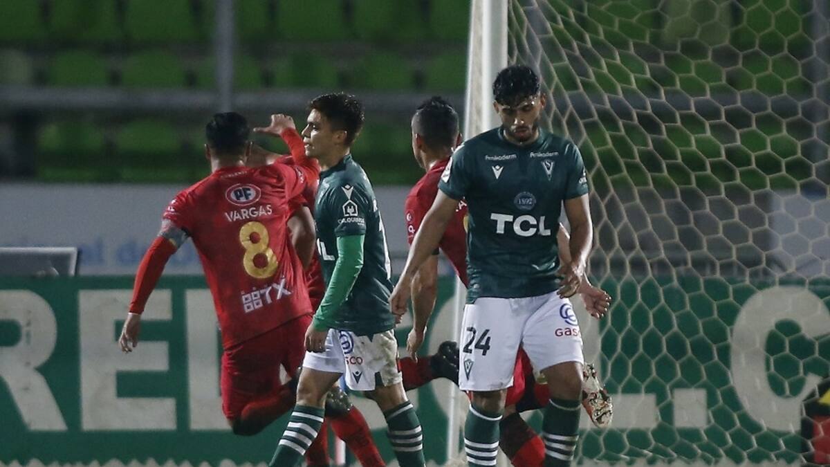 Jorge Ormeño: "La culpa de Ronald Fuentes fue aceptar las condiciones que le presentaron en Wanderers"