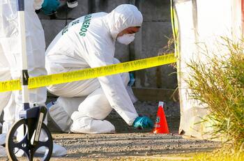 Recibió 25 disparos: Hombre fue acribillado en plena calle en Lo Espejo