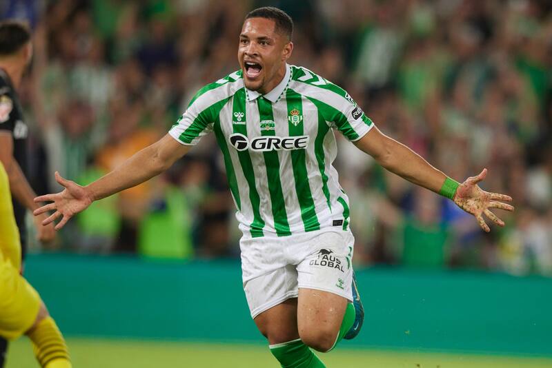 anotó su primer gol con la camiseta del Real Betis.