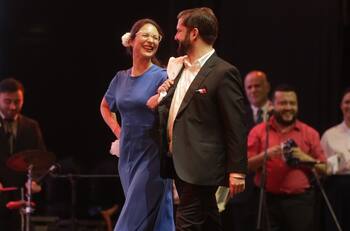 VIDEO | Fiestas Patrias: Gabriel Boric inauguró fonda del Parque O’Higgins con un pie de cueca