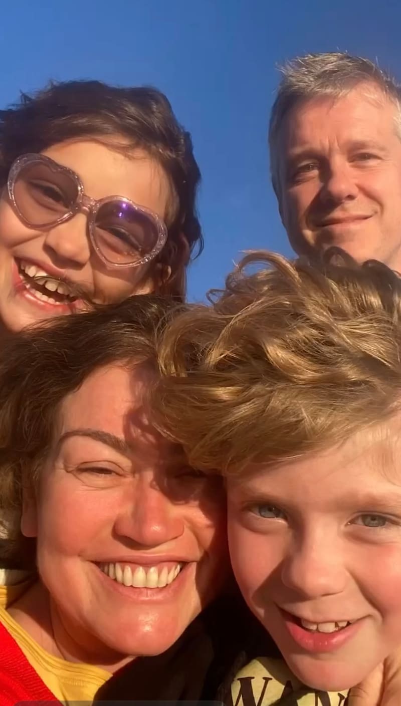 Javiera Contador y Diego Rougier tienen dos hijos, Mila y Theo.