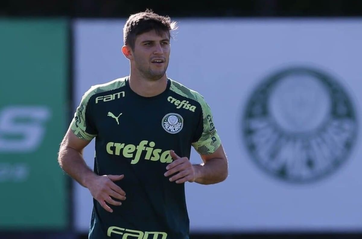 DT del Palmeiras no quiere dejar partir a Benjamín Kuscevic: "No es el capitán, pero es un líder"