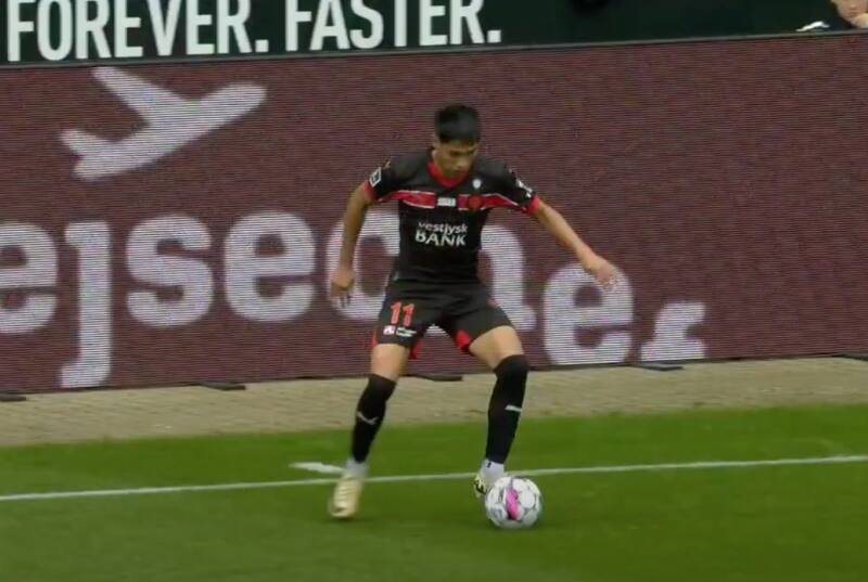 continúa brillando en Dinamarca.