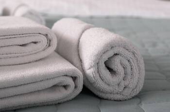 Con este sencillo truco podrás dejar tus toallas de baño como nuevas