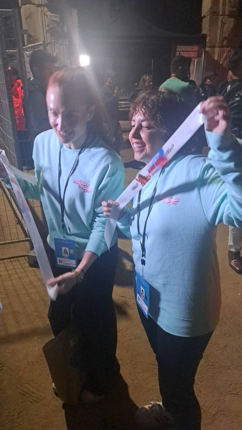 sorpendieron a Alison Mandel