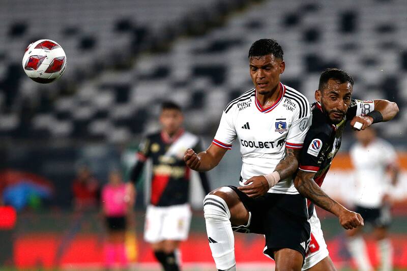 El joven defensa de Colo Colo. (Foto: Agencia Aton)