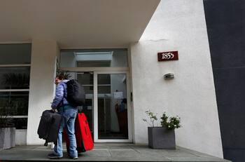 Declararían inhabitable edificio afectado por socavón en Viña del Mar