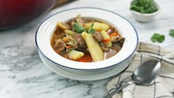 “No te puede faltar el cilantro”: El cocinero tradicional Huaso Pipe, entrega su receta clásica de ajiaco