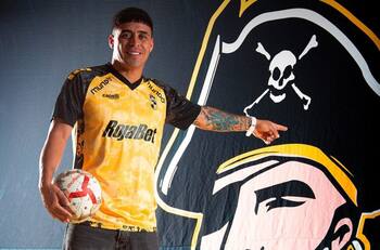 ¿Qué fue de Brian Fernández? El crack que duró un mes en Coquimbo Unido y pudo ser campeón de la Liga de Primera