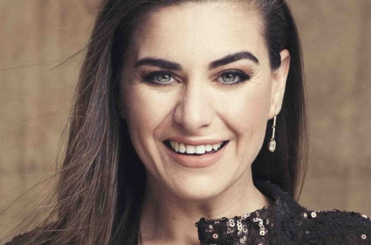 Se lo tomó con humor: Ingrid Cruz sufrió chascarro con su medicación