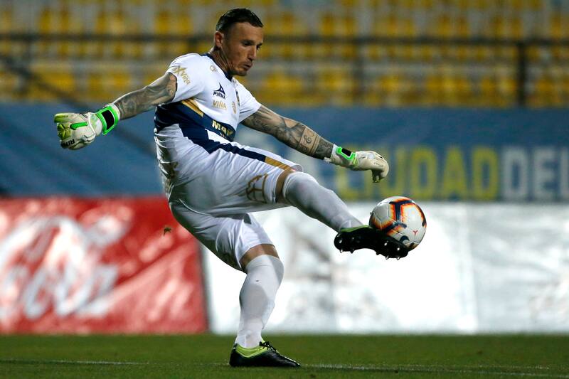 El portero de la UdeC quiere ser el jugador más longevo del fútbol chileno. Foto: Agencia Aton.