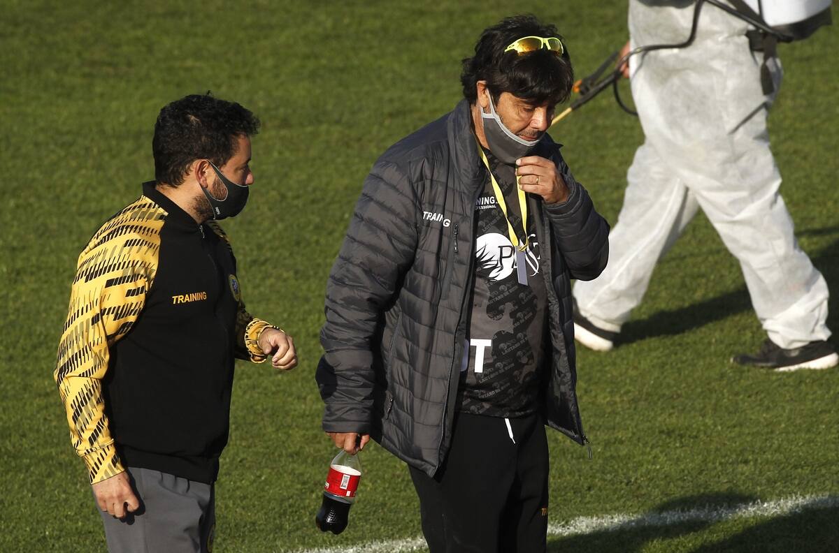 Entrenador de Lautaro de Buin recibió dura sanción por su expulsión en la derrota ante Iberia