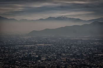 El tiempo hoy jueves 3 de junio en Santiago: agradables temperaturas con nubosidad parcial