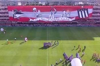 Con apoteósica bienvenida, Estudiantes de La Plata fue local en su nuevo estadio