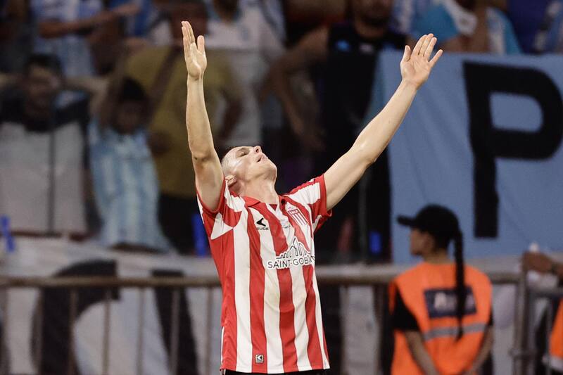 Estudiantes derrotó a Racing y es el nuevo campeón del fútbol trasandino. Foto: EFE.