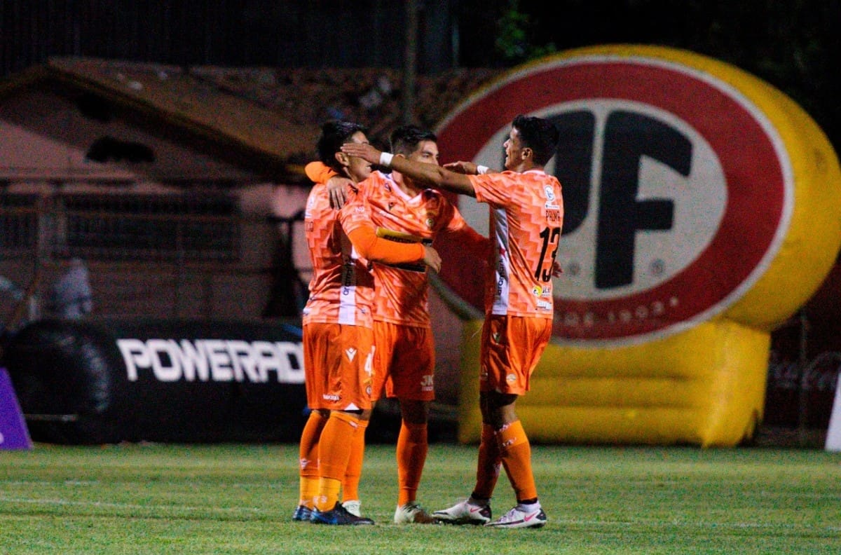 La posible formación del Cobreloa de Emiliano Astorga para buscar el ascenso en Primera B el 2022
