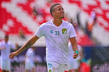 VIDEO | La pesadilla que vivió Byron Castillo con su autogol en su debut con el León en México