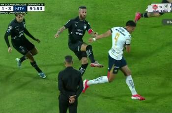 ¡Su marca registrada! Sergio Ramos fue expulsado en Monterrey y ya suma 31 rojas en su carrera