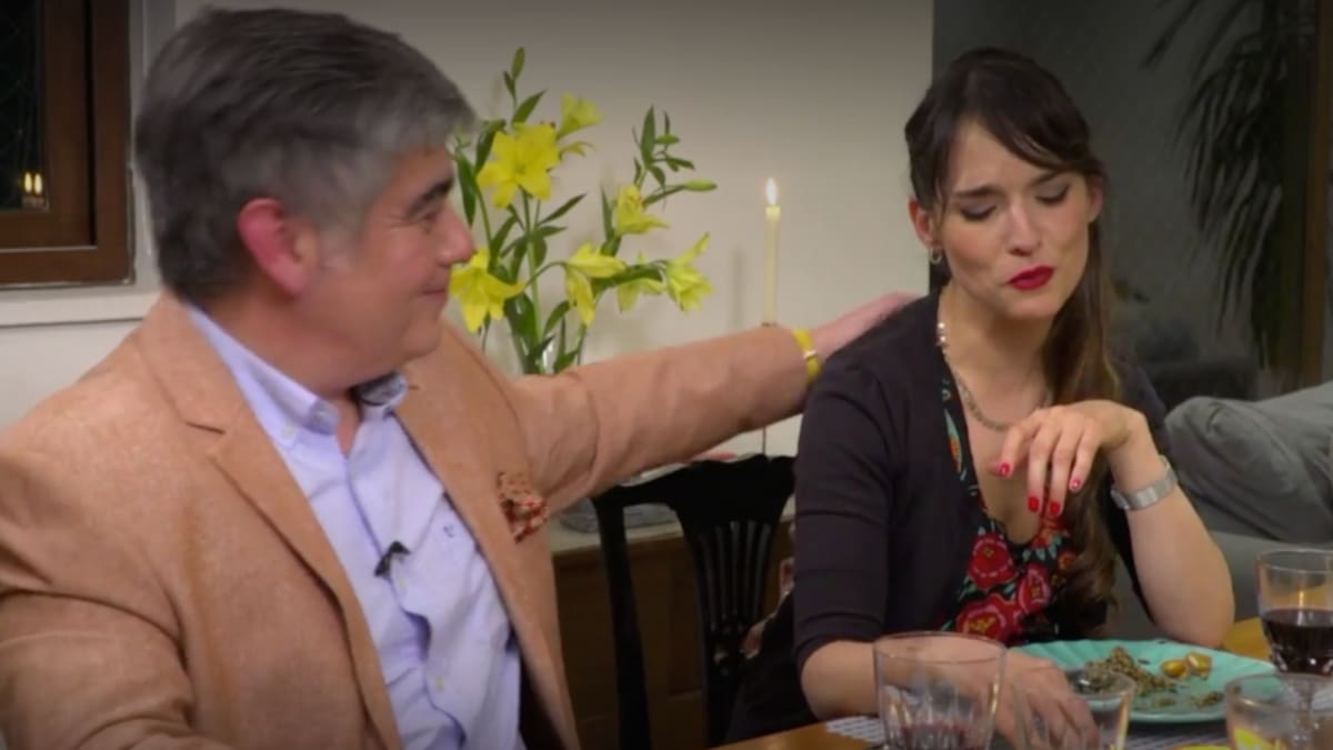 María José Bello se quebró en "La Divina Comida" tras recordar el fallecimiento de su hermano menor