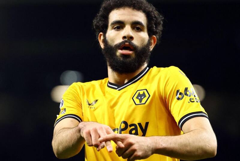 El lateral ahora pertenece a los registros del Manchester City.